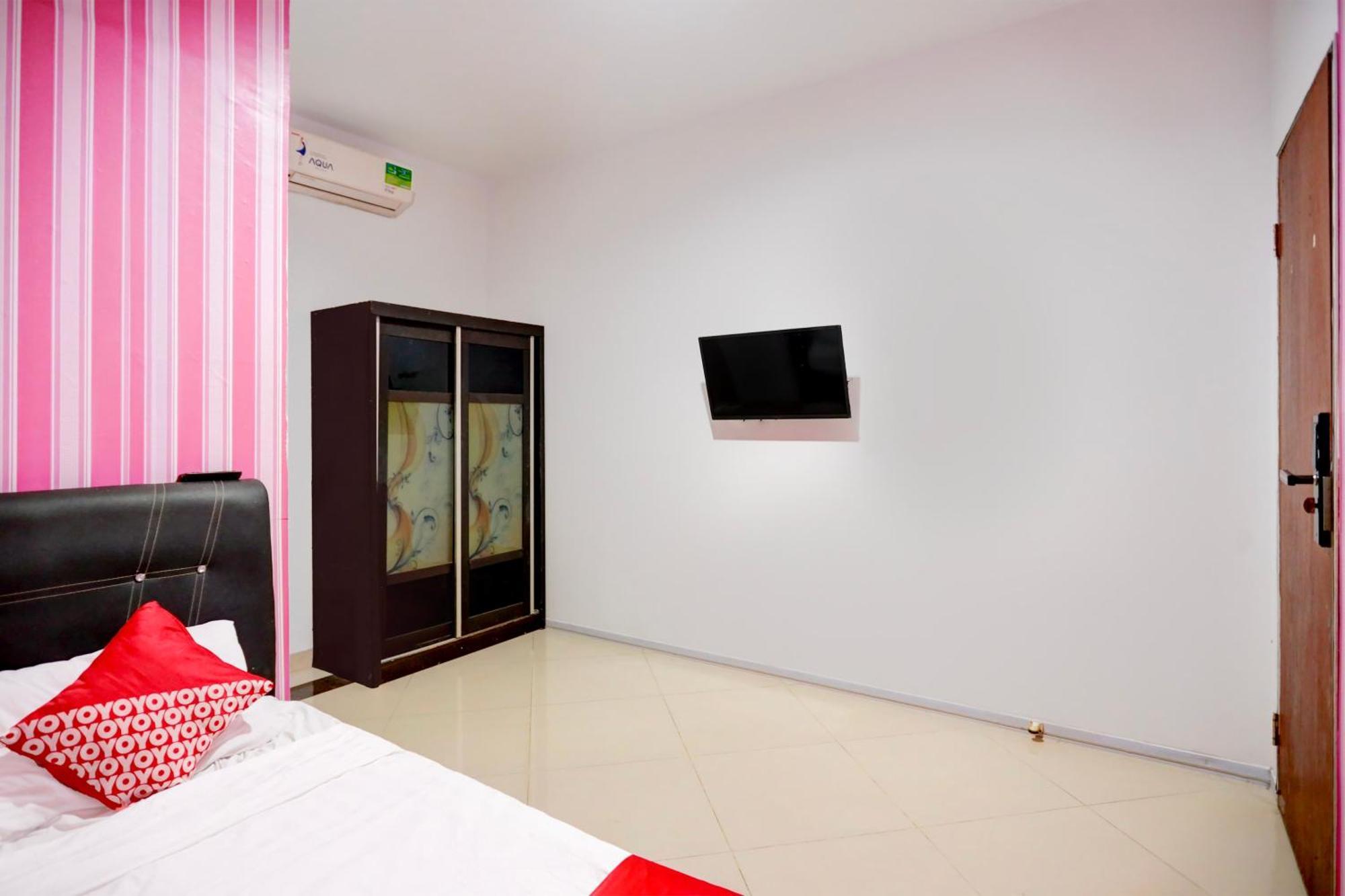 Oyo 92586 Happy 777 Otel Nagoya Dış mekan fotoğraf